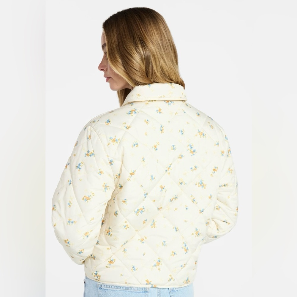 NWT No Boundaries Floral Cream Puffer Quilted Jacket - Picture 4 of 9